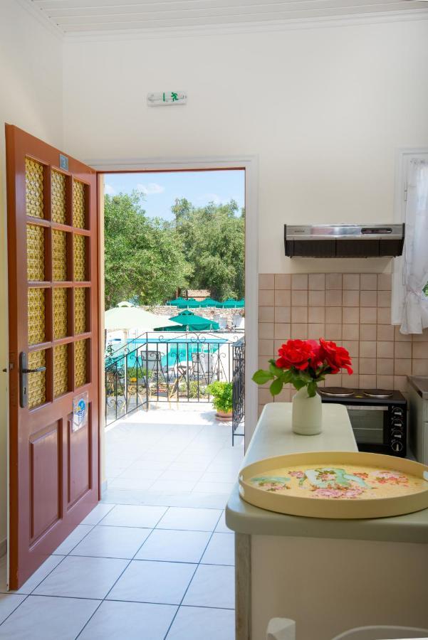 Livadi Studios With Pool Lákka Exterior foto